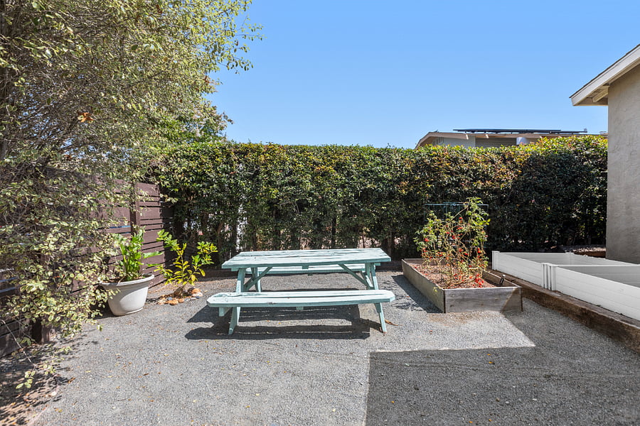 Furnished Finder property 872438_1 photo 28