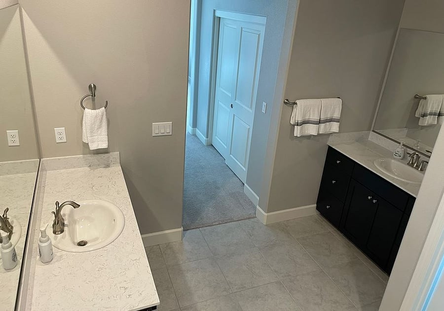 Main bedroom ensuite