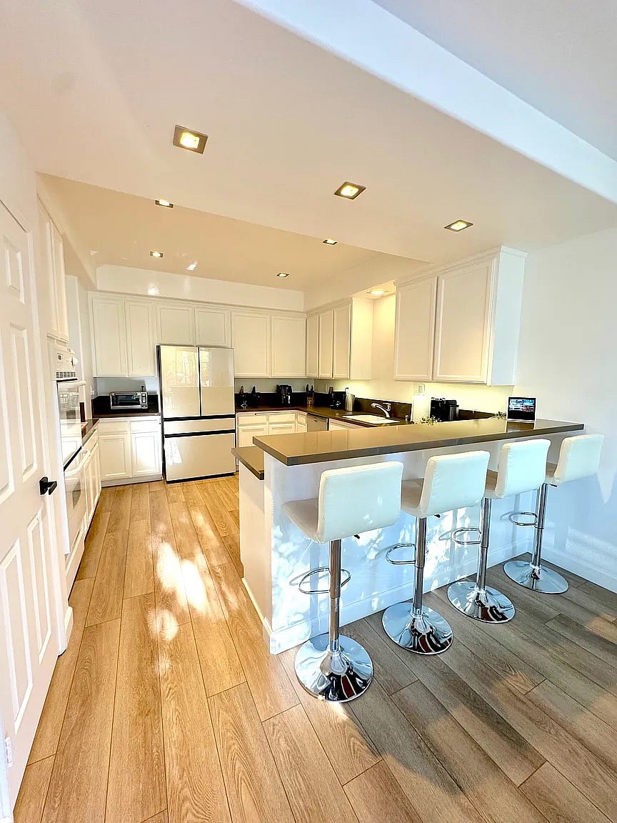 Furnished Finder property 872495_1 photo 7