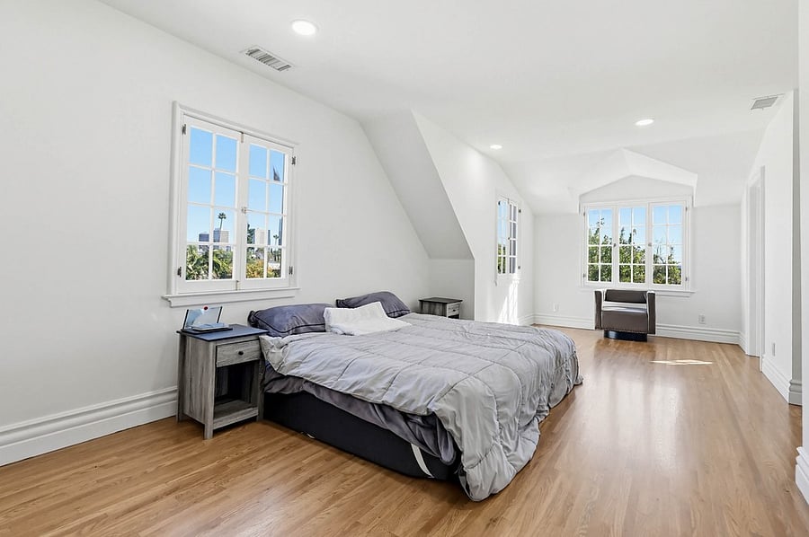 Furnished Finder property 872511_1 photo 13