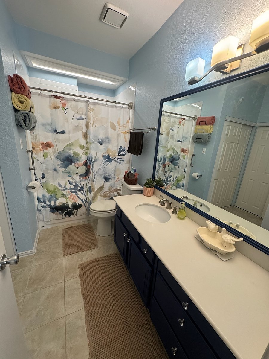 Full bathroom