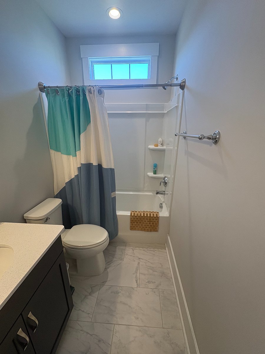 Private bathroom (wide angle)