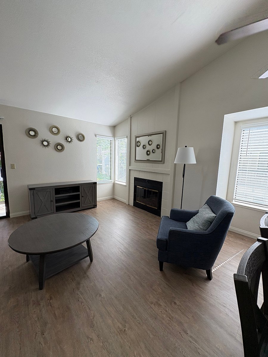 Furnished Finder property 872530_3 photo 4
