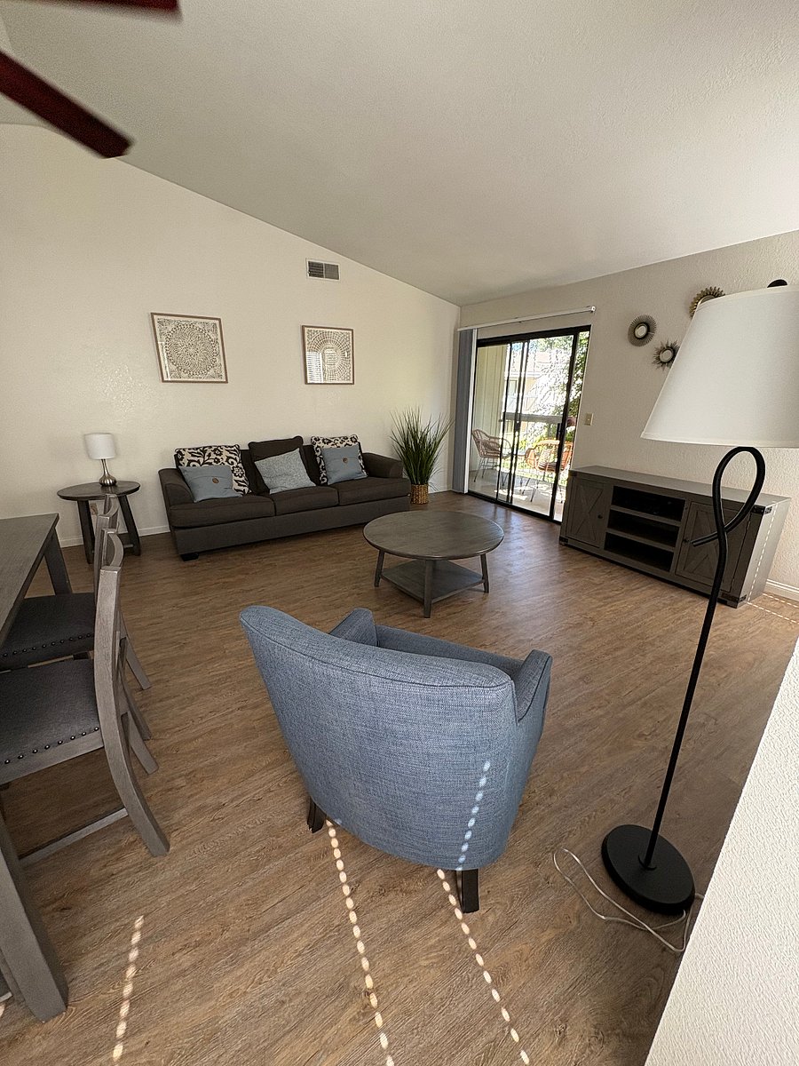 Furnished Finder property 872530_3 photo 3