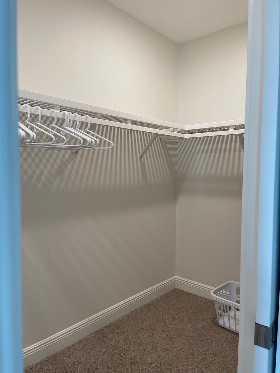 Furnished Finder property 872546_1 photo 17