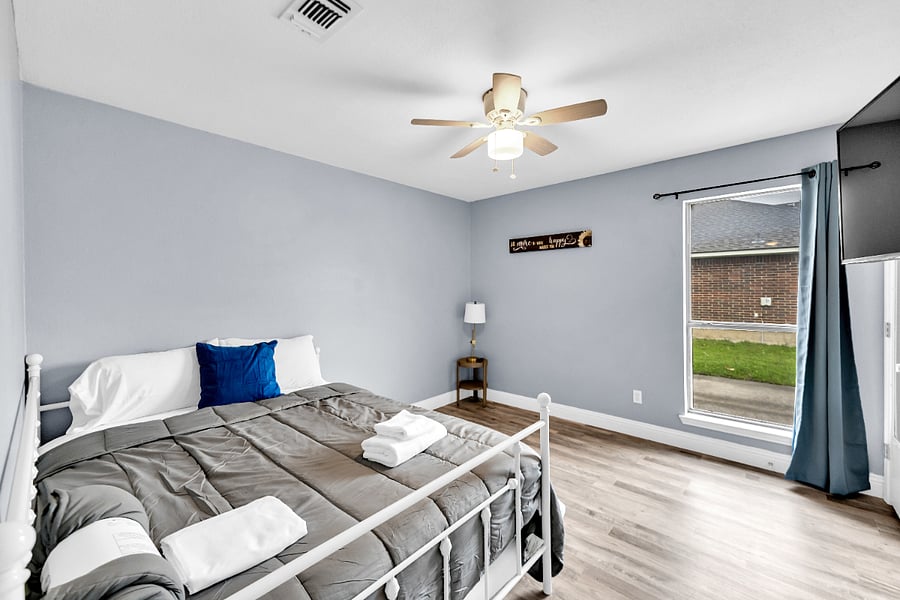 Furnished Finder property 872559_1 photo 16