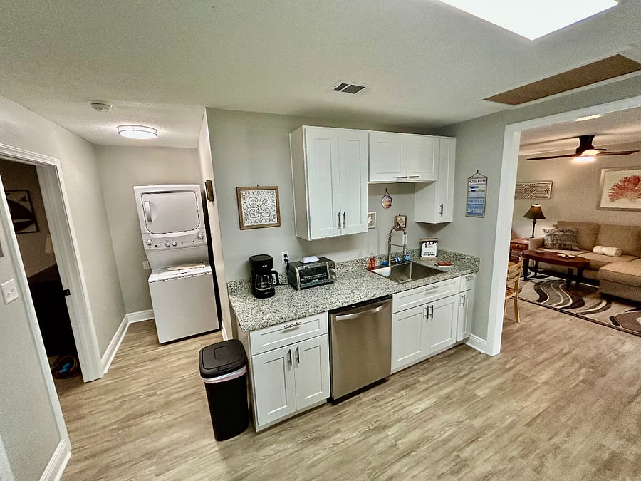 Furnished Finder property 872562_1 photo 6