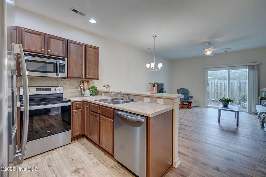 Furnished Finder property 872576_1 photo 5