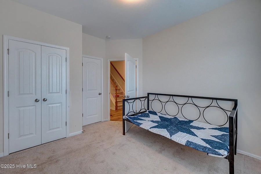 Furnished Finder property 872576_1 photo 2