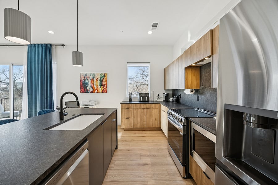 Furnished Finder property 872580_1 photo 8