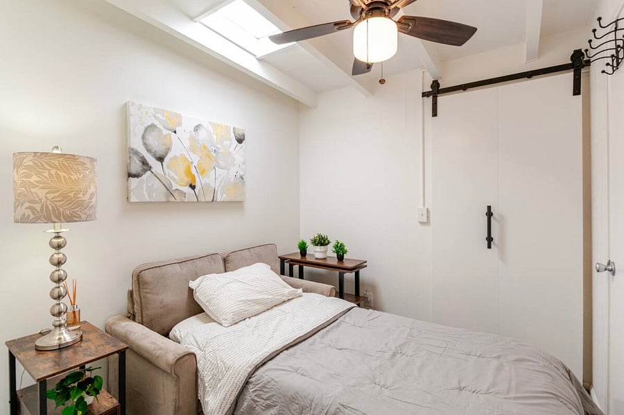 3rd room flex space with twin sofa sleeper.