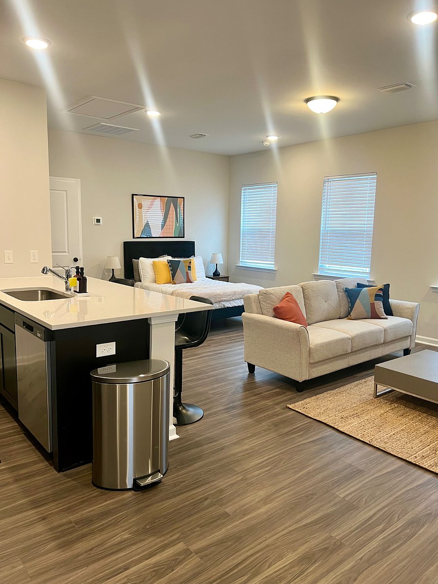 Furnished Finder property 872593_1 photo 2