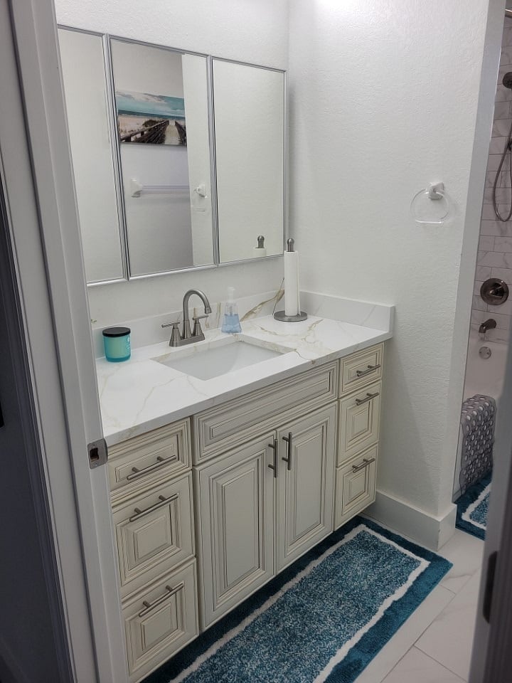 Furnished Finder property 872605_1 photo 27