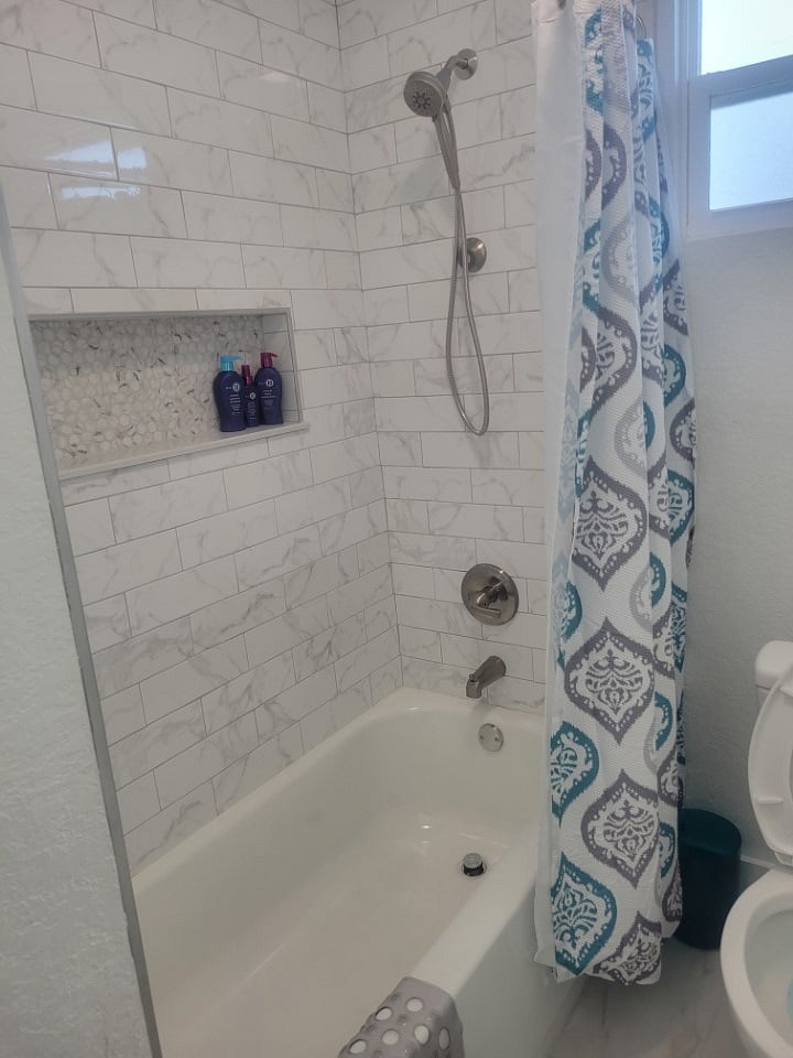 Furnished Finder property 872605_1 photo 30