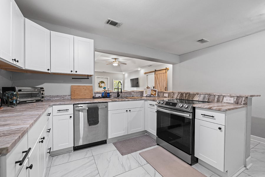 Furnished Finder property 872628_1 photo 7