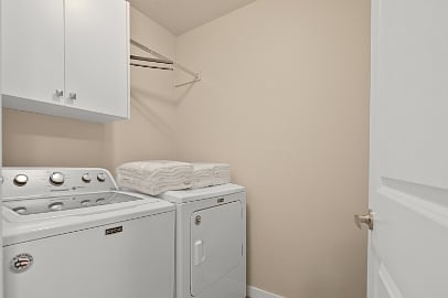 Furnished Finder property 872646_1 photo 11