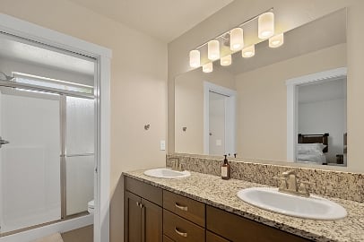 Furnished Finder property 872646_1 photo 17