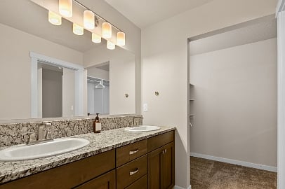 Furnished Finder property 872646_1 photo 16