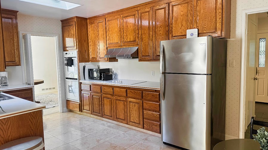 Kitchen with full size appliances