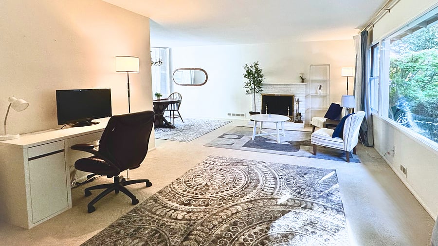 Working area and sitting area