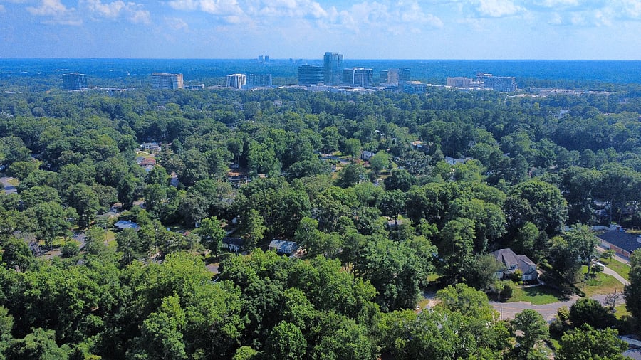 Close to North Hills amenities