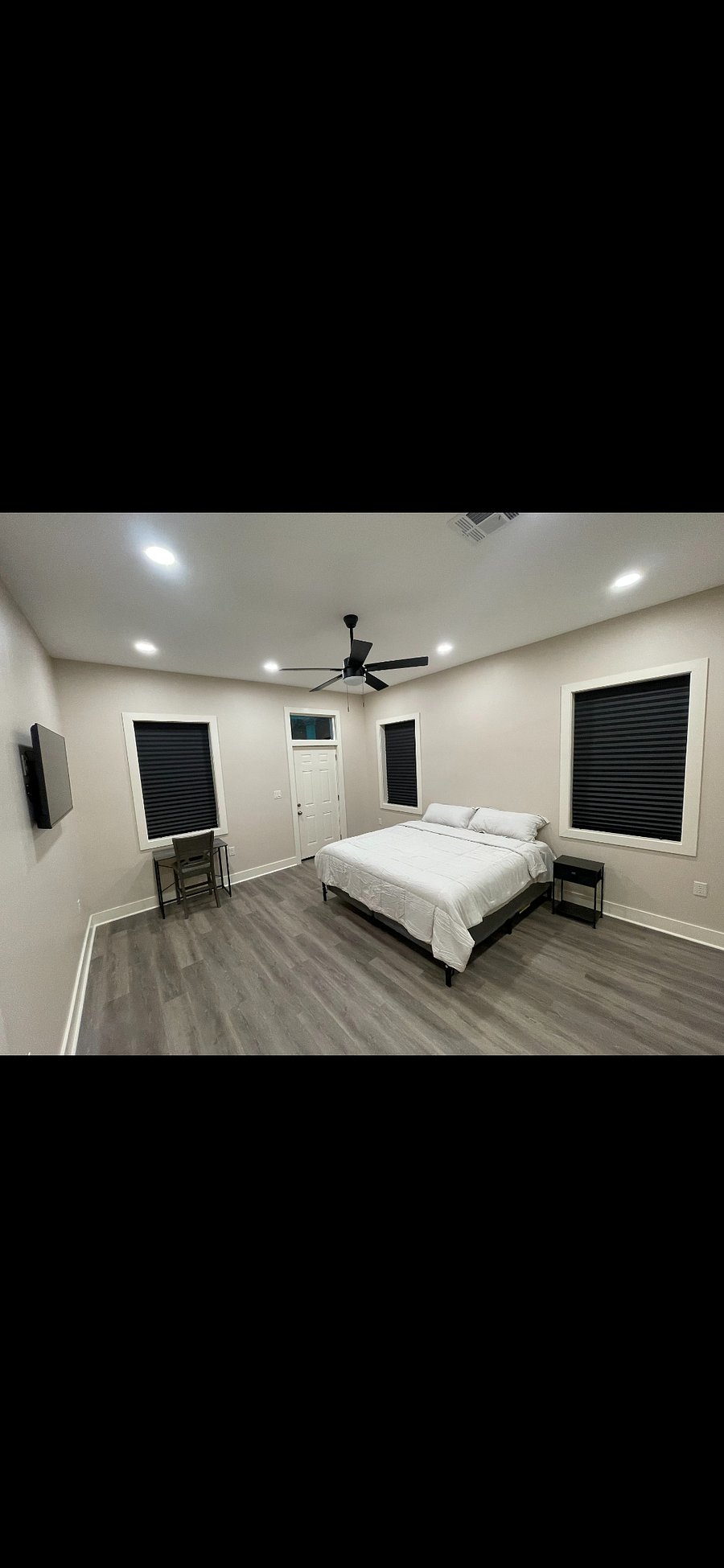 Large Suite