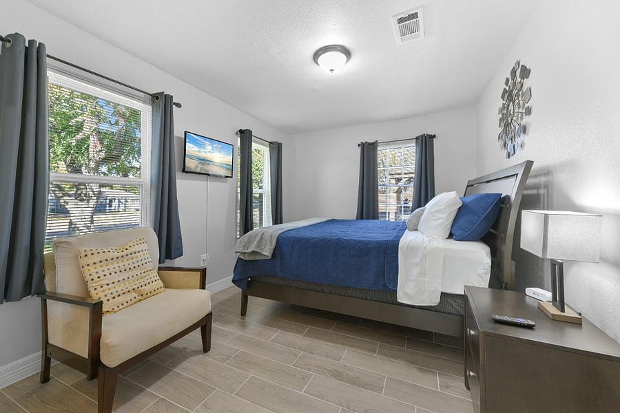 Escape to tranquility in your guest haven. Your room awaits, creating the perfect retreat for moments of serenity.  #GuestRoomBliss #CozyCorner