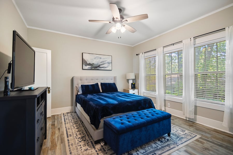 Furnished Finder property 872698_1 photo 13