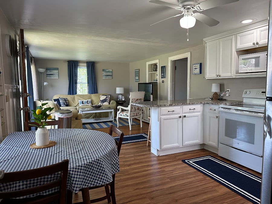 Furnished Finder property 872701_1 photo 13