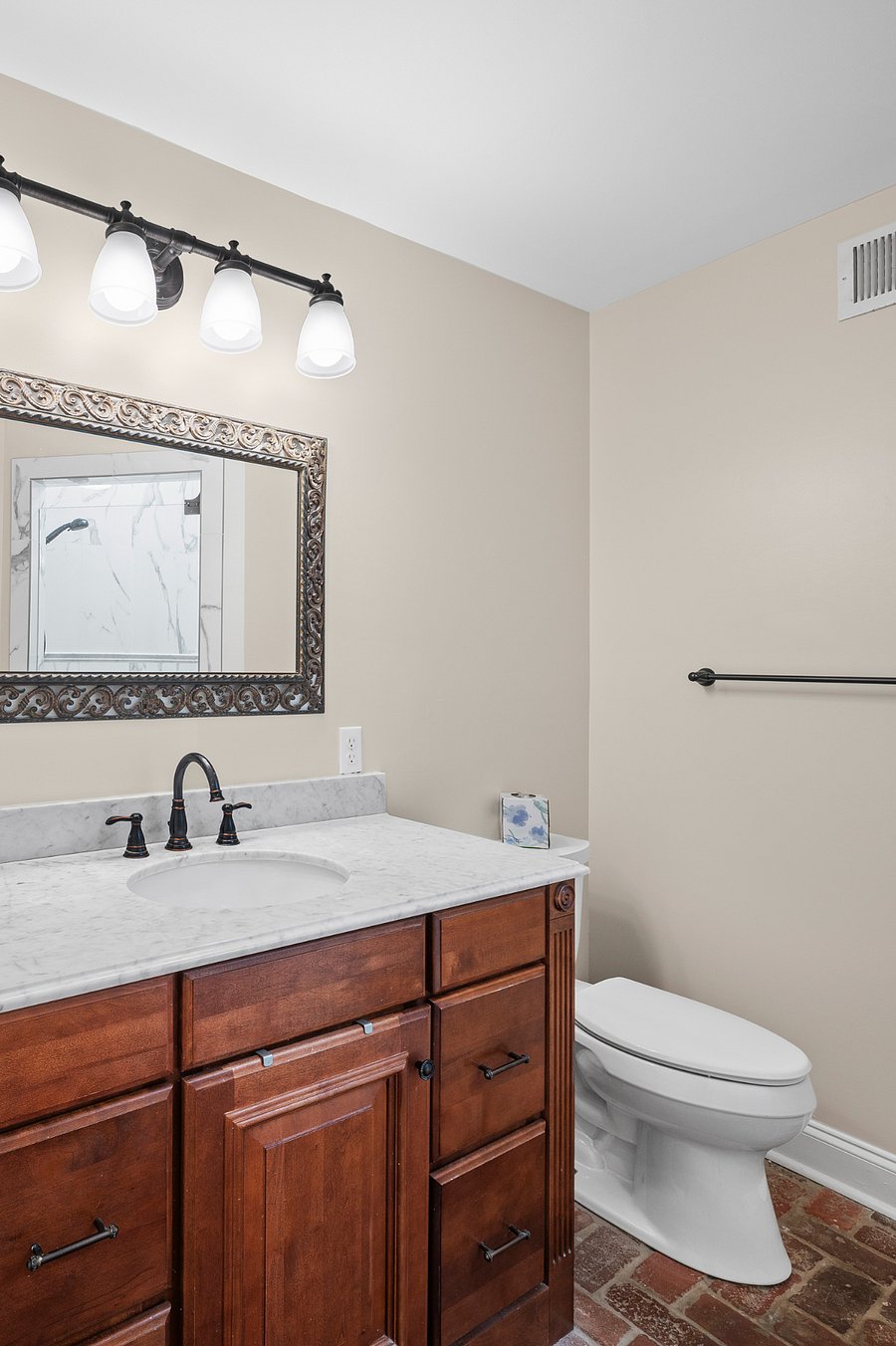 Furnished Finder property 872704_1 photo 17