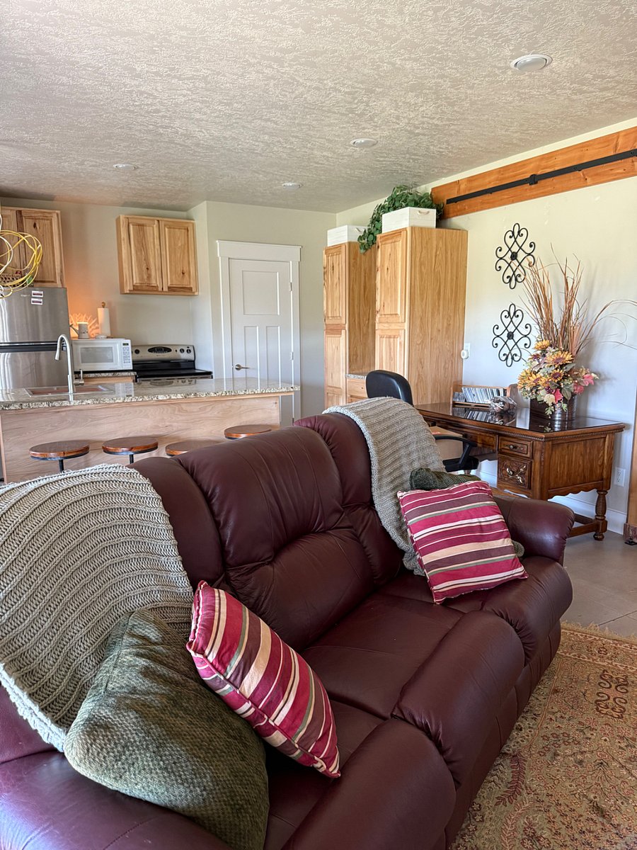 Furnished Finder property 872747_1 photo 6