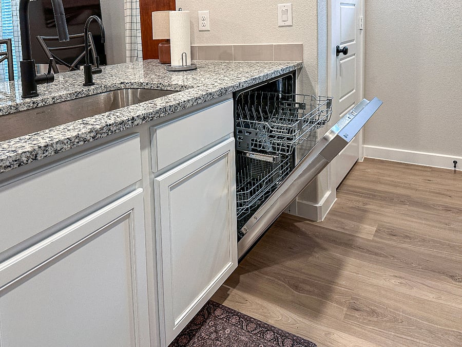 Furnished Finder property 872779_1 photo 22