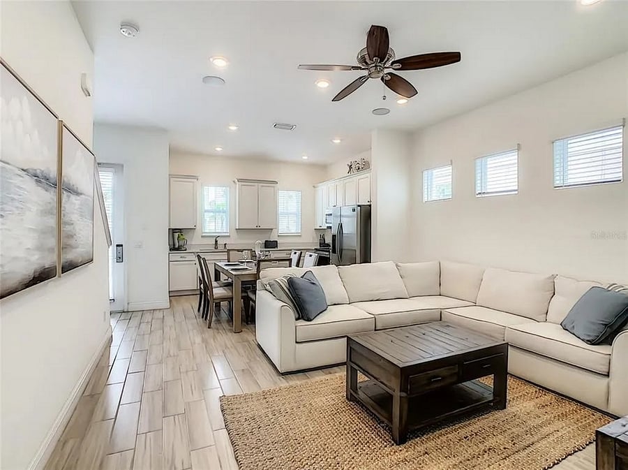 Furnished Finder property 872780_1 photo 3