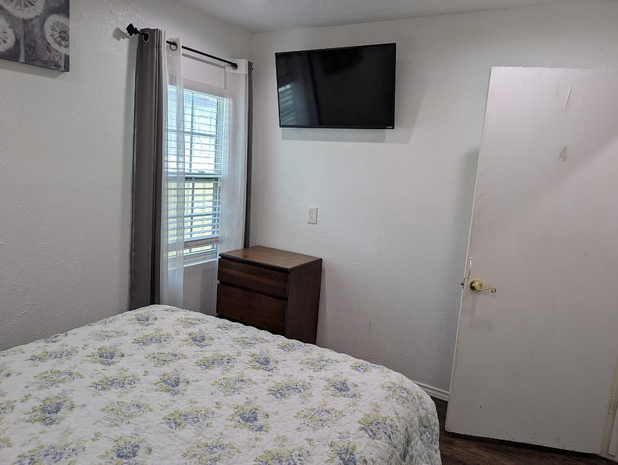 Furnished Finder property 872798_1 photo 5