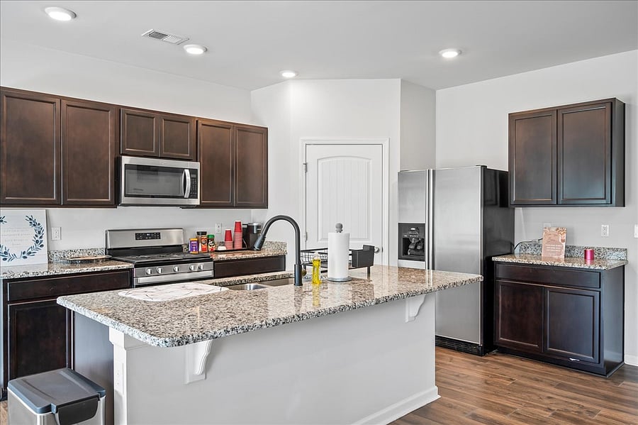 Furnished Finder property 872835_1 photo 14