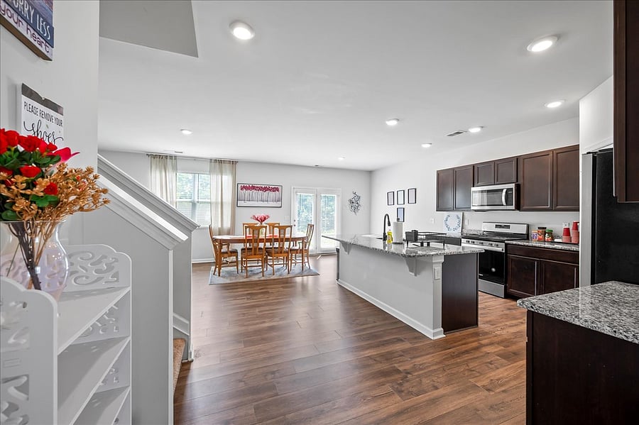 Furnished Finder property 872835_2 photo 15