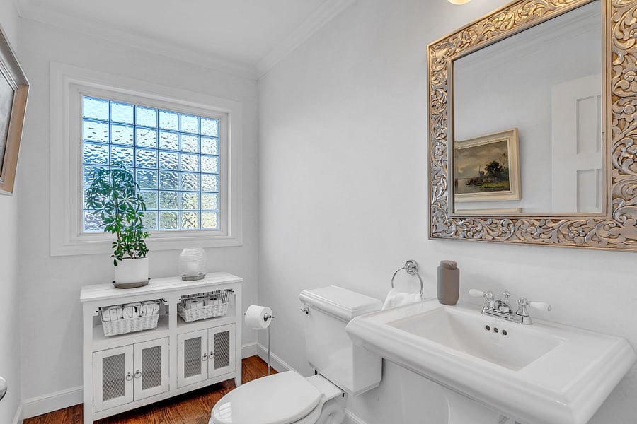 Guest Half Bath