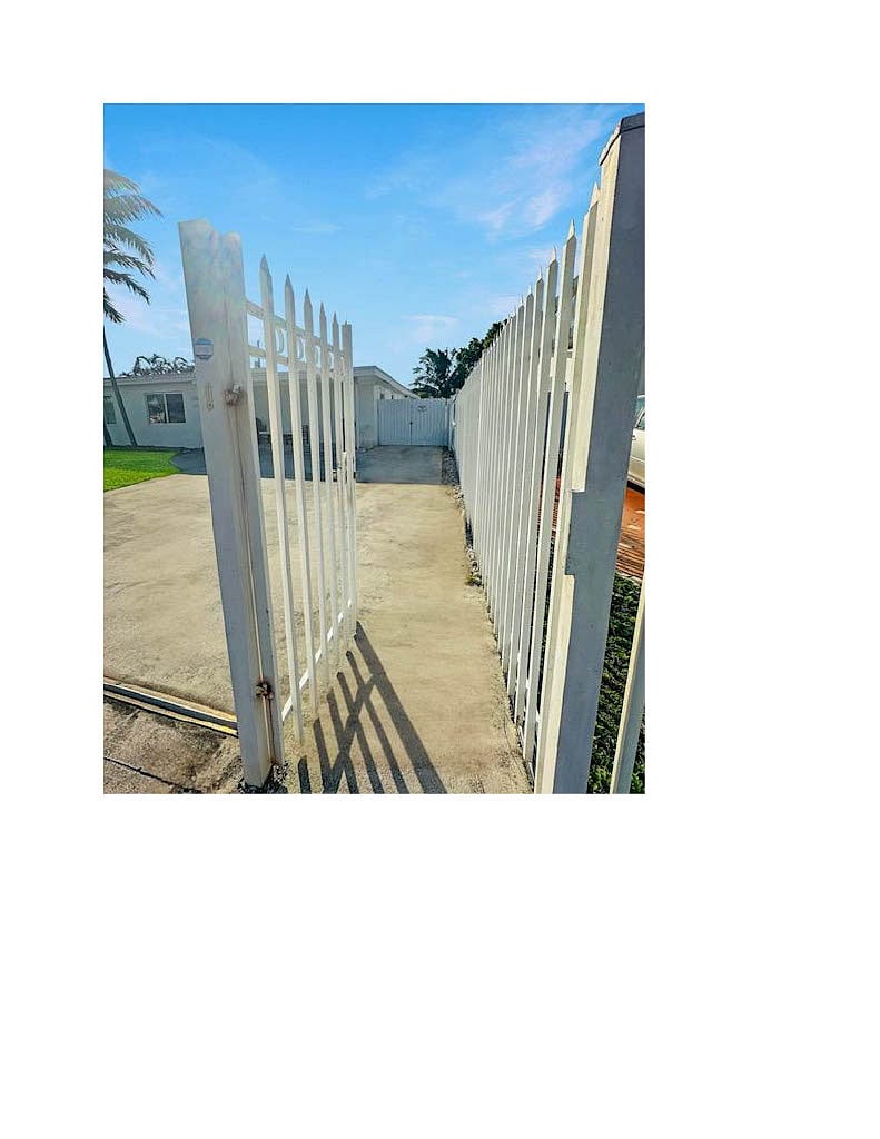 Secure gated entryway