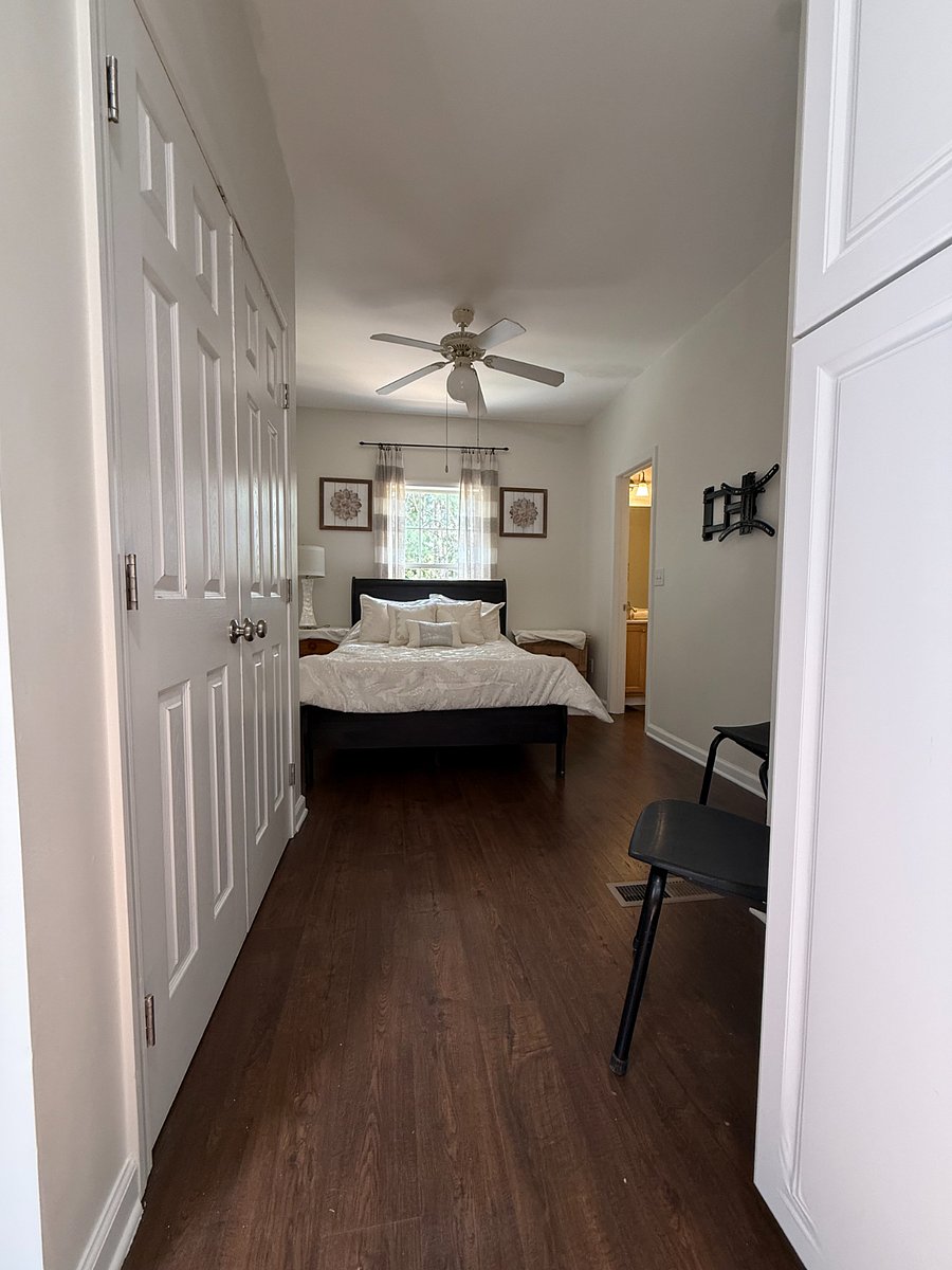 Furnished Finder property 872906_1 photo 11