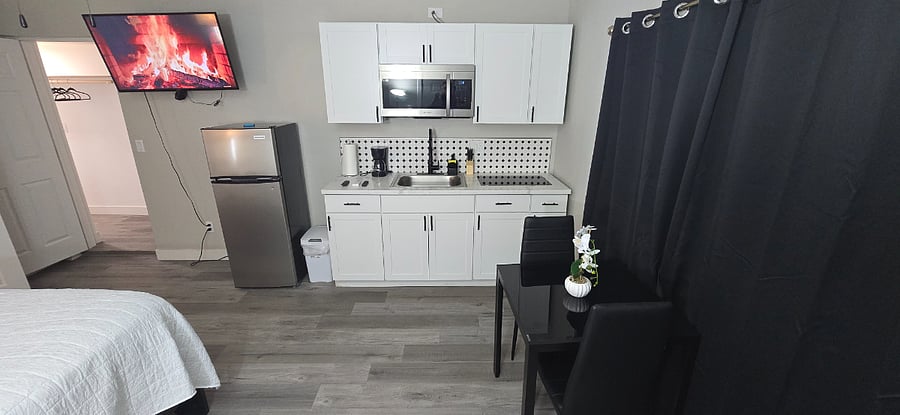 Furnished Finder property 872950_1 photo 6