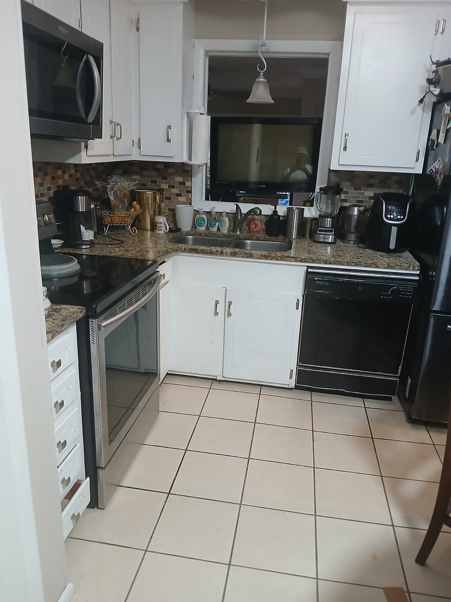 Furnished Finder property 873010_1 photo 8