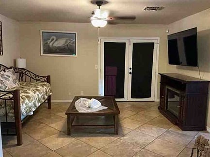 Furnished Finder property 873012_2 photo 7