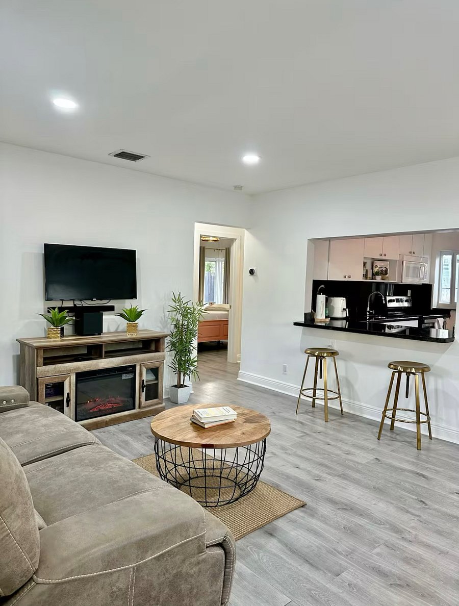 Furnished Finder property 873061_1 photo 7