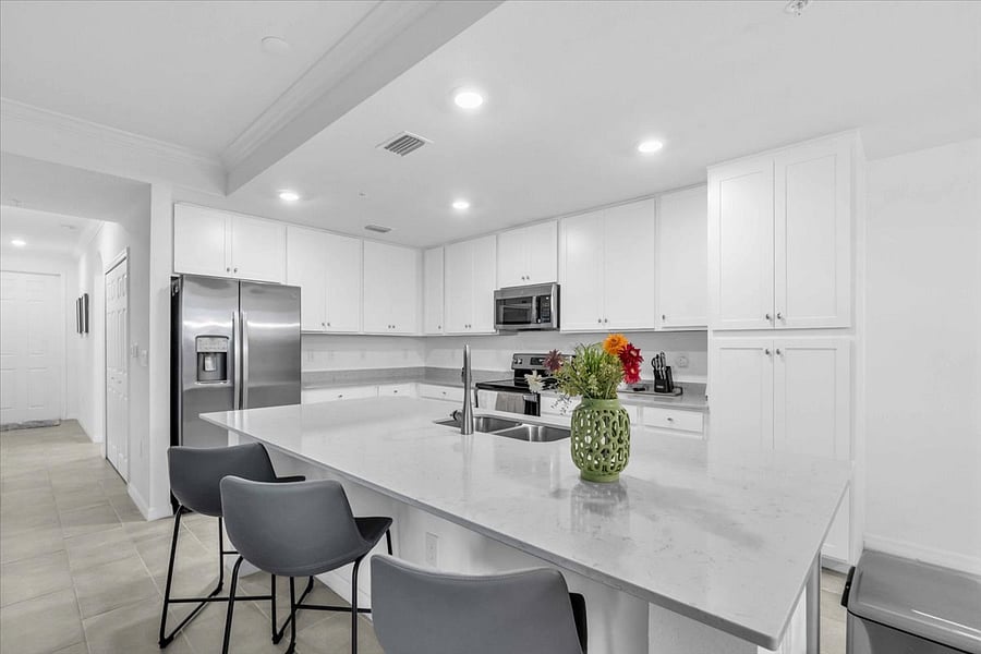 Furnished Finder property 873098_1 photo 9