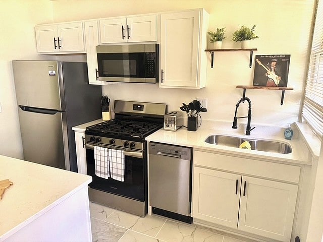 Furnished Finder property 873118_1 photo 4