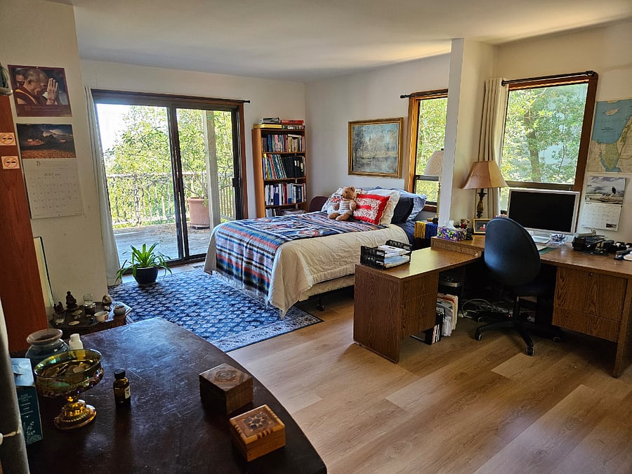 Second bedroom with computer/office