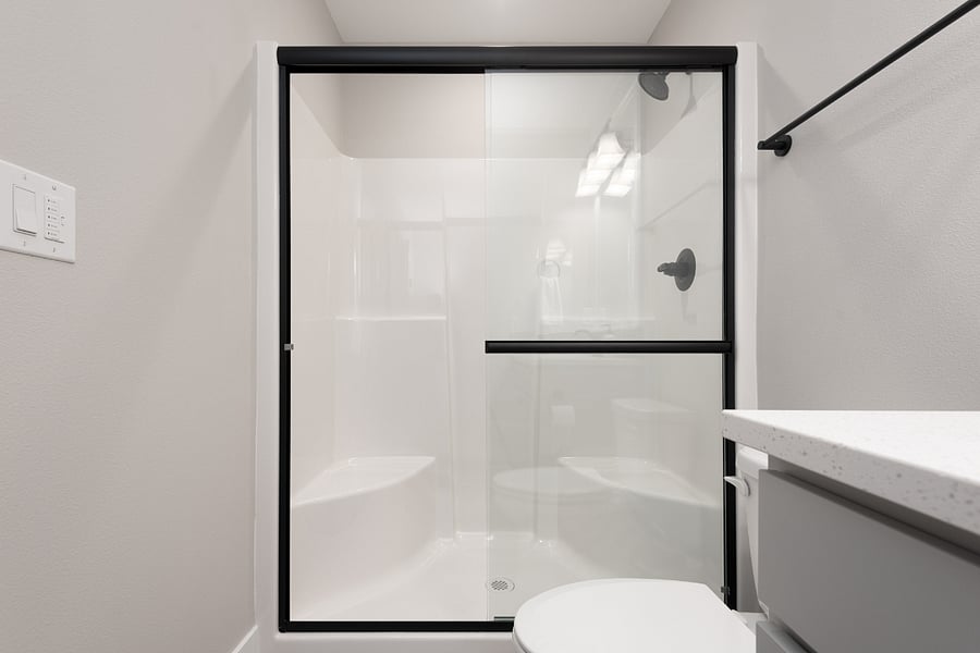 Master ensuite bathroom
