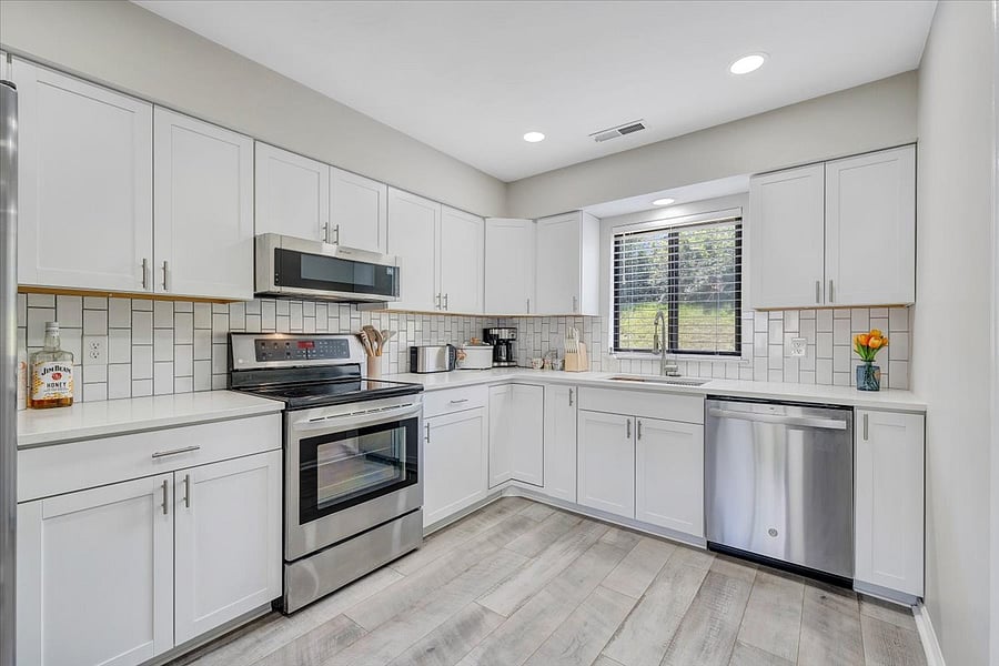 Furnished Finder property 873186_1 photo 12