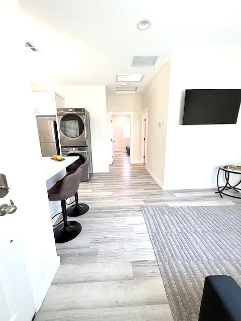 Furnished Finder property 873203_1 photo 3