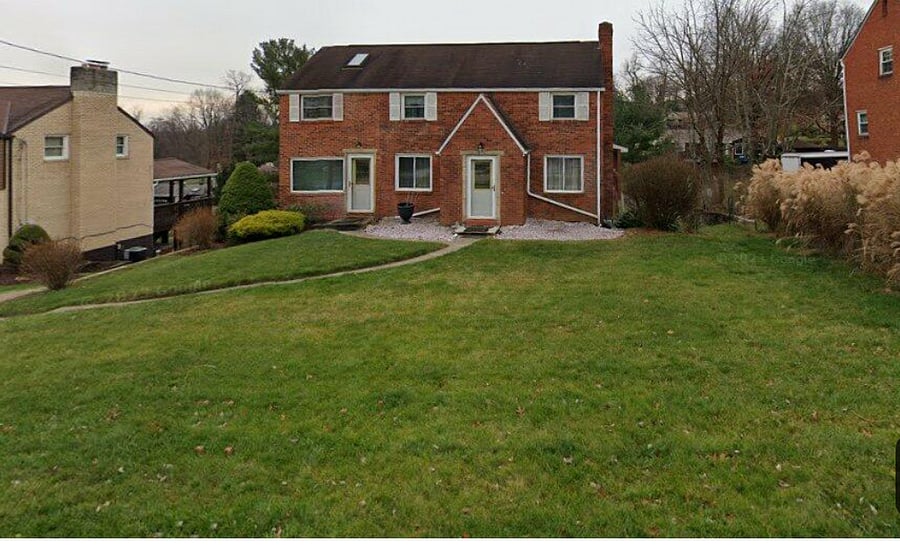 Camera makes yard look long ! 